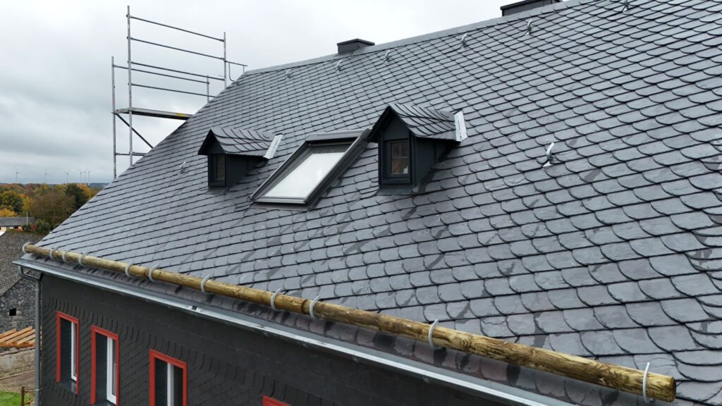 WhatsApp Image 2025-10-20 at 21.37.58 (2)