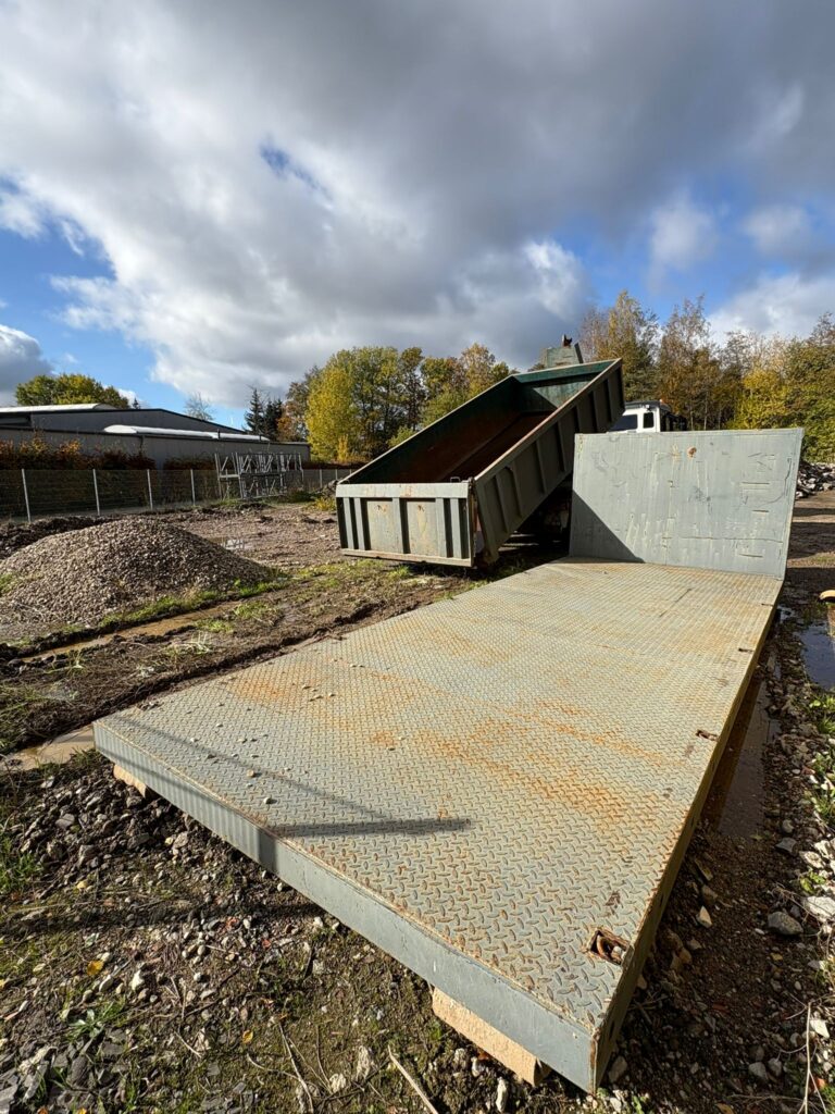 WhatsApp Image 2025-10-31 at 15.22.38