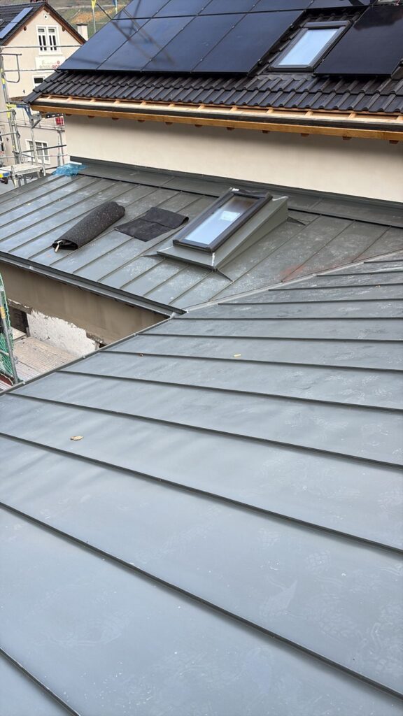 WhatsApp Image 2025-11-05 at 21.44.22 (5)