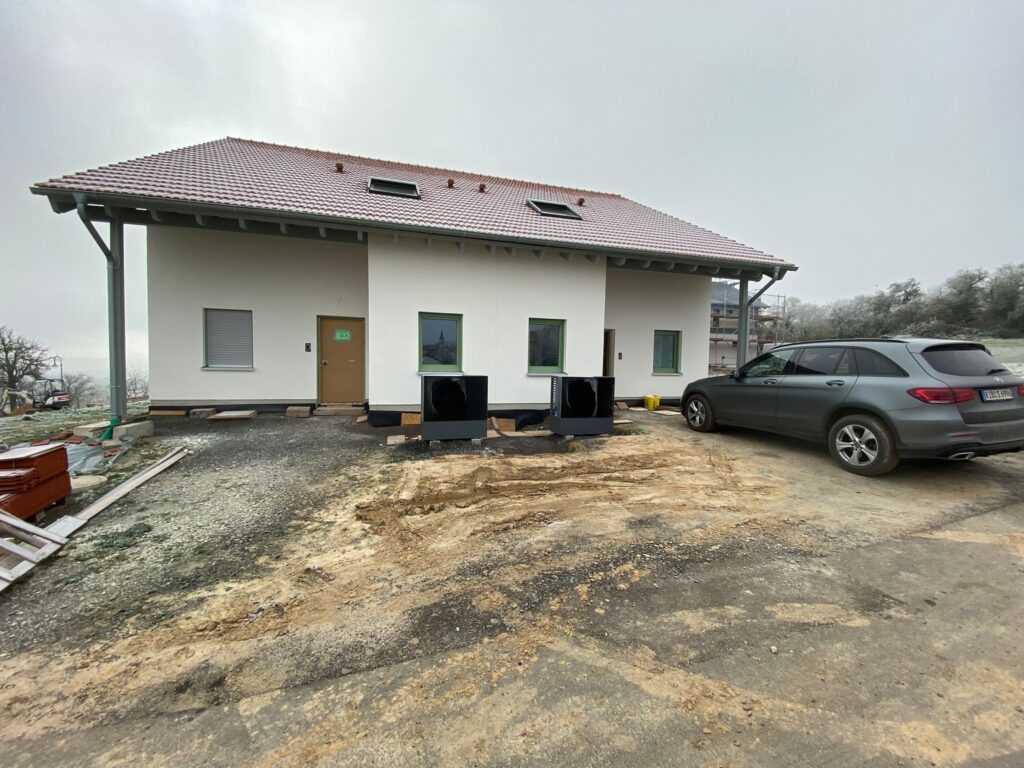 WhatsApp Image 2025-11-26 at 08.54.10 (2)